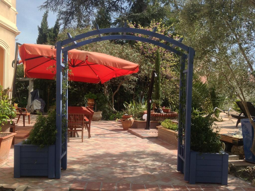فندق A L'Ombre Du Cedre Hyères المظهر الخارجي الصورة
